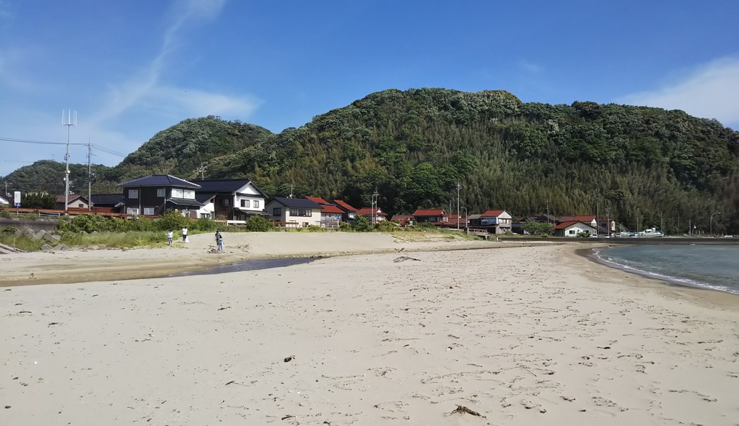 ツキイチビーチクリーン レポート