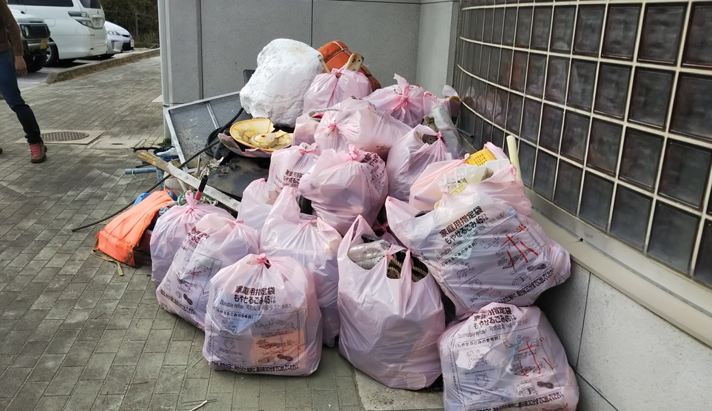 ツキイチ・ビーチクリーン レポート