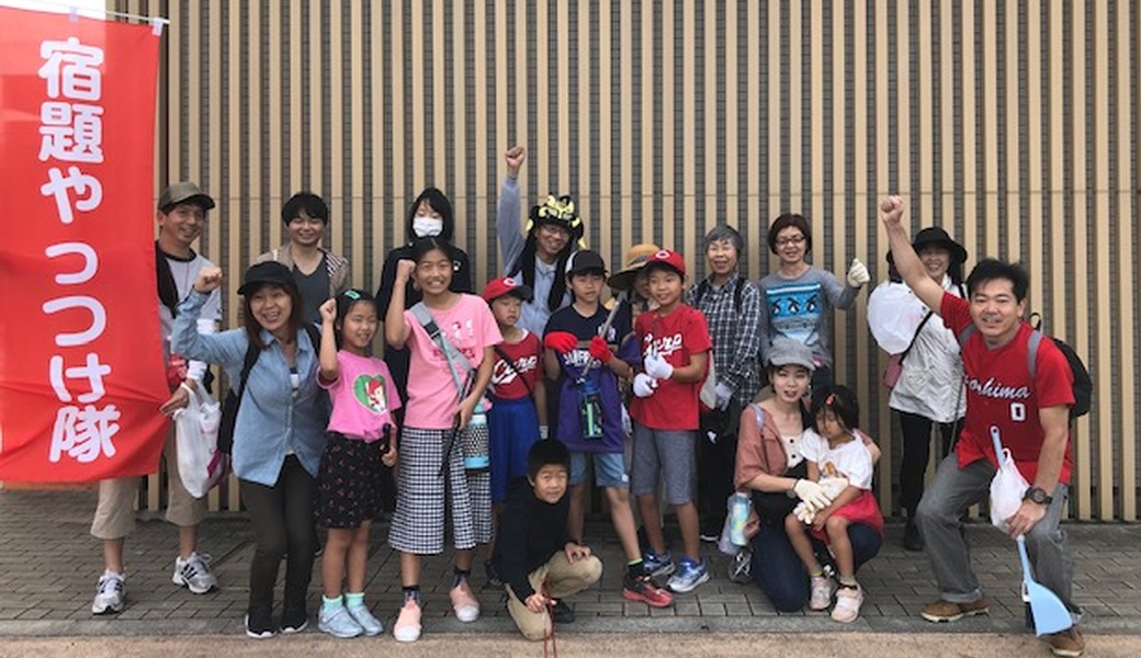 シルバーカーの「楽々屋」コラボ 『明るい高齢化社会・ゴミ拾い♪』 アイキャッチ