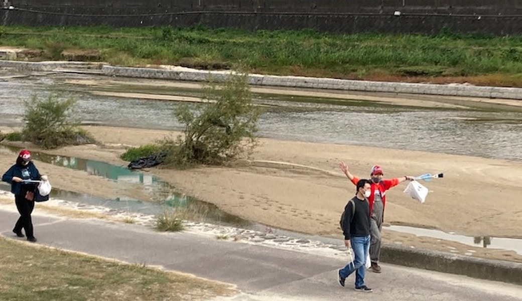 １２/２５（土）は 『クリスマス＆忘年会ゴミ拾い♪』 アイキャッチ