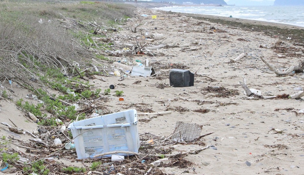 西の浜クリーンアップ活動　ブルーサンタ２０２２ アイキャッチ