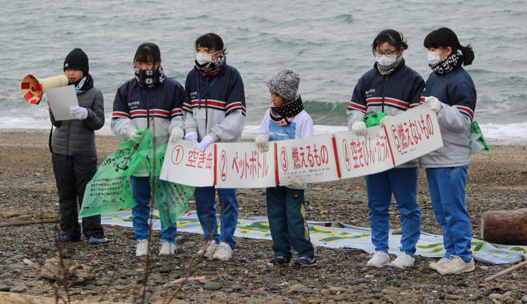 西の浜クリーンアップ活動 レポート