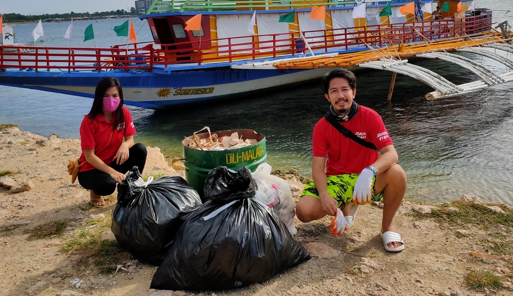 セブ州コルドバ市ロロ港周辺のゴミ拾い アイキャッチ