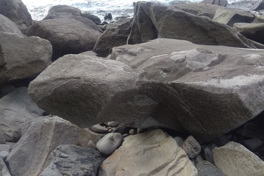 亀のオブジェ アイキャッチ