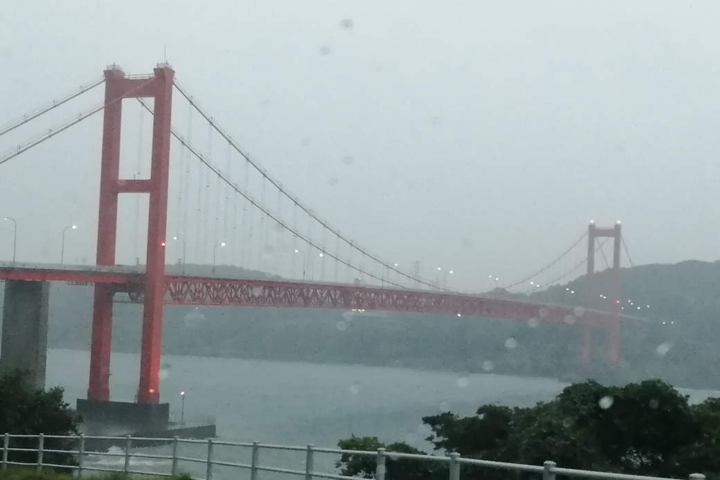 台風通過中 アイキャッチ