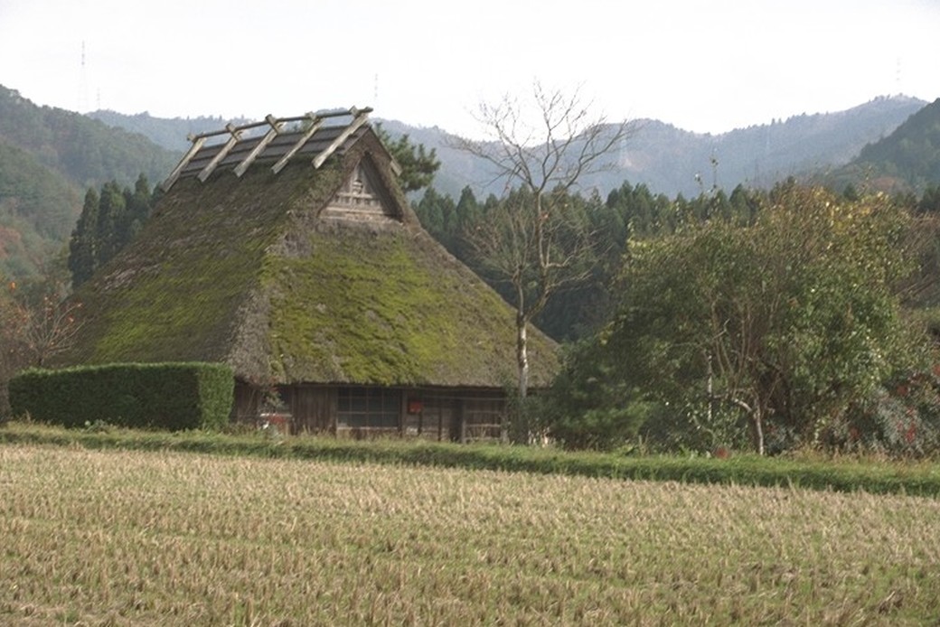 京都府美山町　茅葺き屋根 アイキャッチ