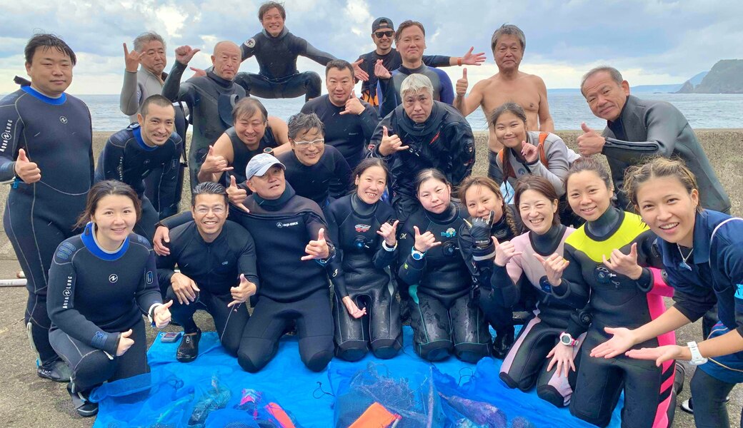 毎月恒例の海中清掃ダイビング AWARE Dive Against Debris レポート