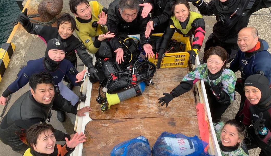 毎月恒例の海中清掃ダイビング AWARE Dive Against Debris レポート