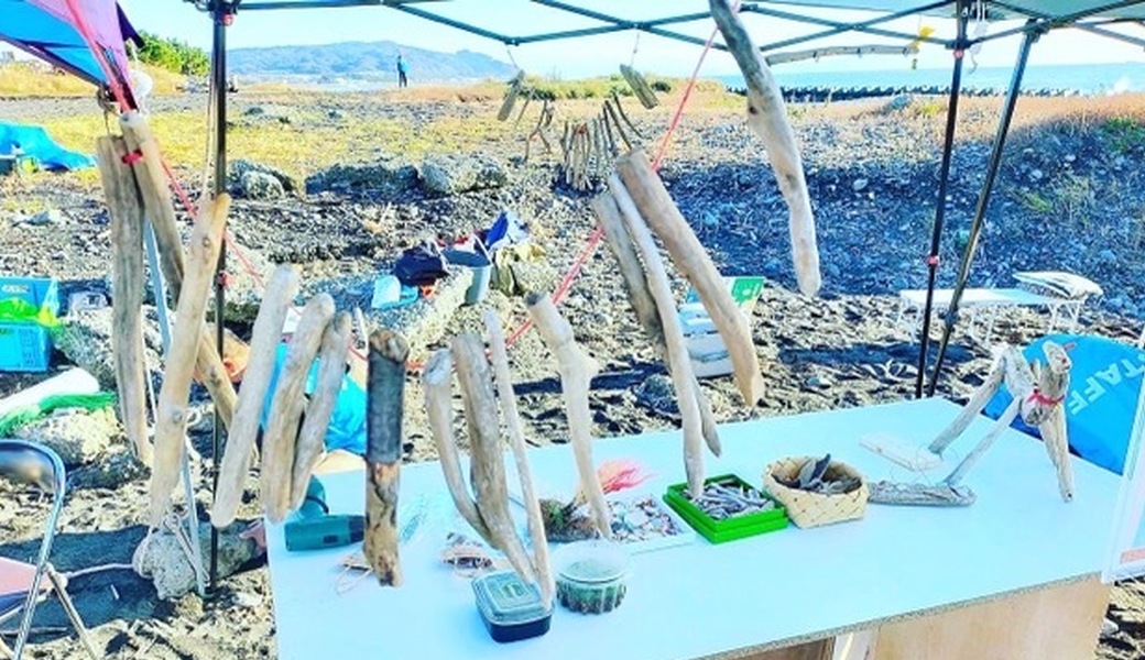 流木アクセサリー、鳥の巣づくり”東海道おんぱく”　with　marine heart ゴミ拾いプロジェクト！中島海岸 アイキャッチ
