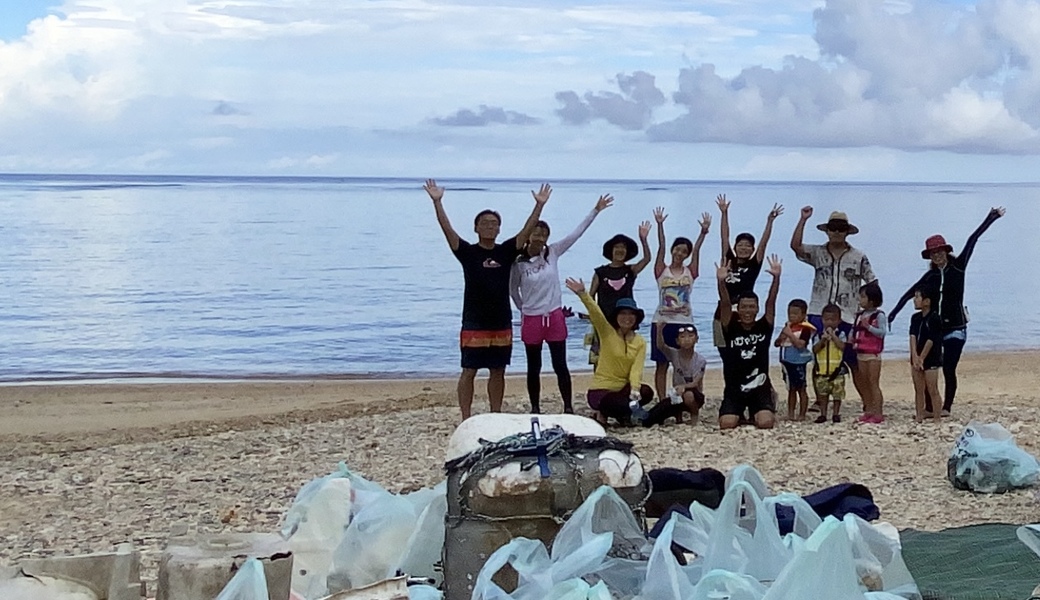ハイサイクリーン隊＠南城市文化センター・シュガーホールの裏の浜（南城市） アイキャッチ
