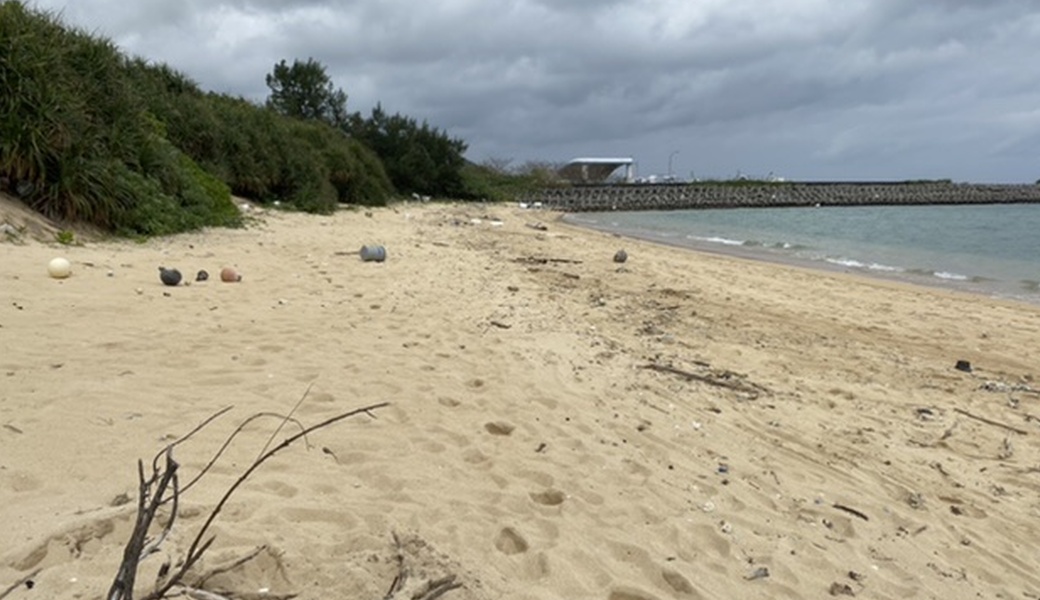 浦底ビーチ左側清掃 レポート