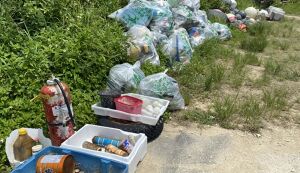 浦底ビーチ左清掃SDGs作戦 アイキャッチ