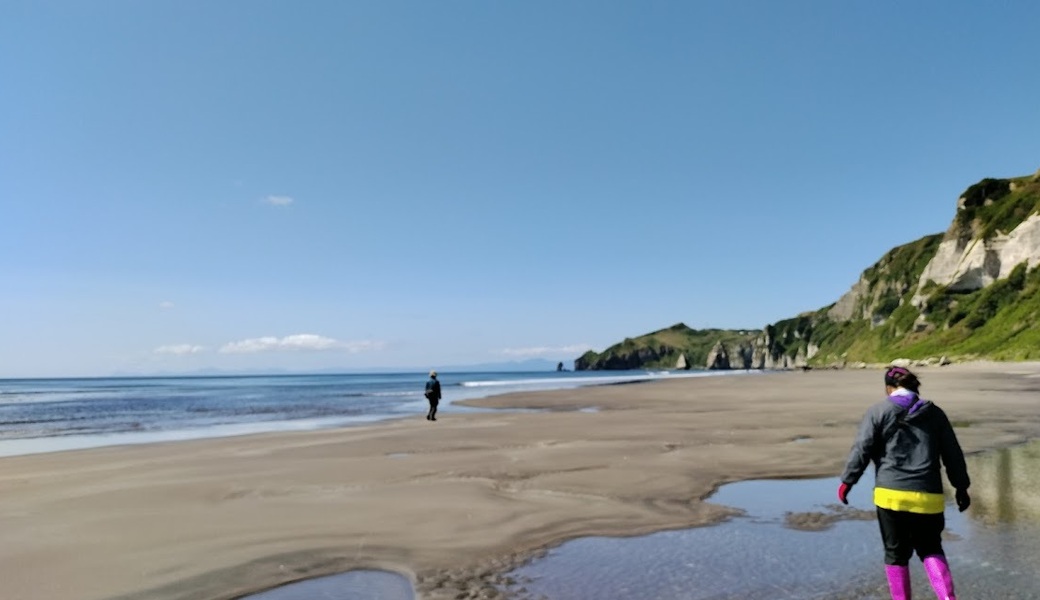 BLUE SANTA 2025 ★室蘭イタンキ海蝕洞 ★ビーチクリーン★ アイキャッチ