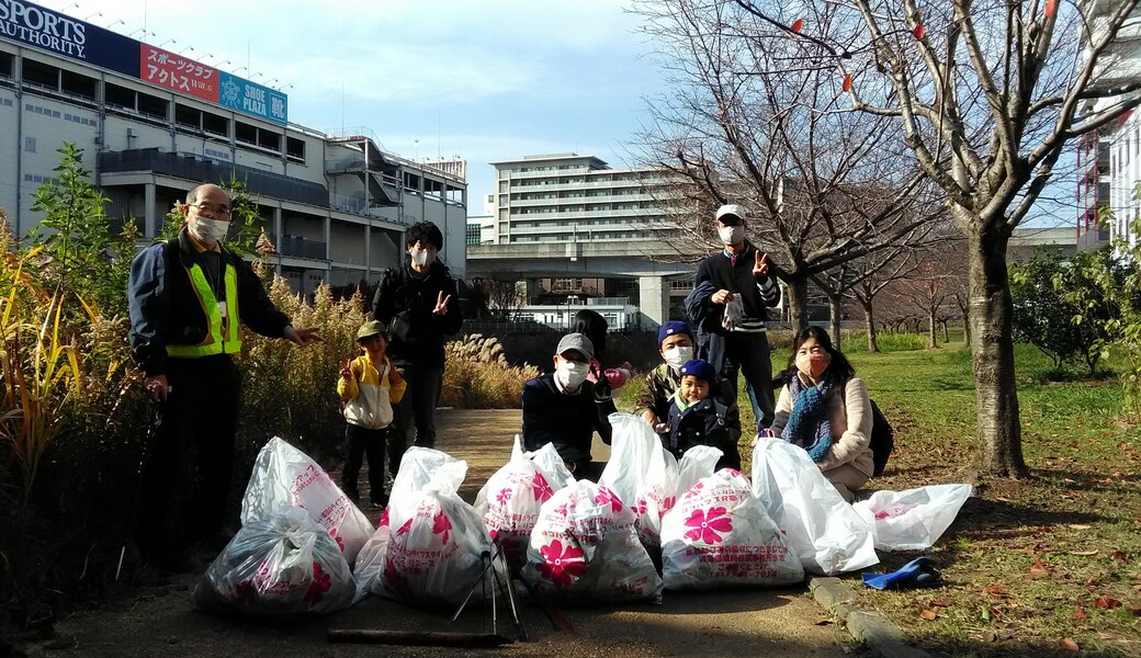 早渕川ファンクラブ・定期環境美化活動 レポート