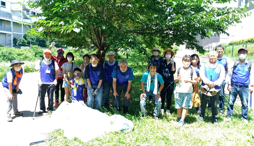 早渕川ファンクラブ・早渕川親水広場愛護会・定期美化活動 レポート