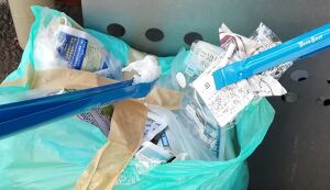 「朝活」社員のゴミ拾い アイキャッチ