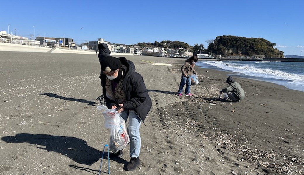 綺麗にしたビーチでお茶したい アイキャッチ