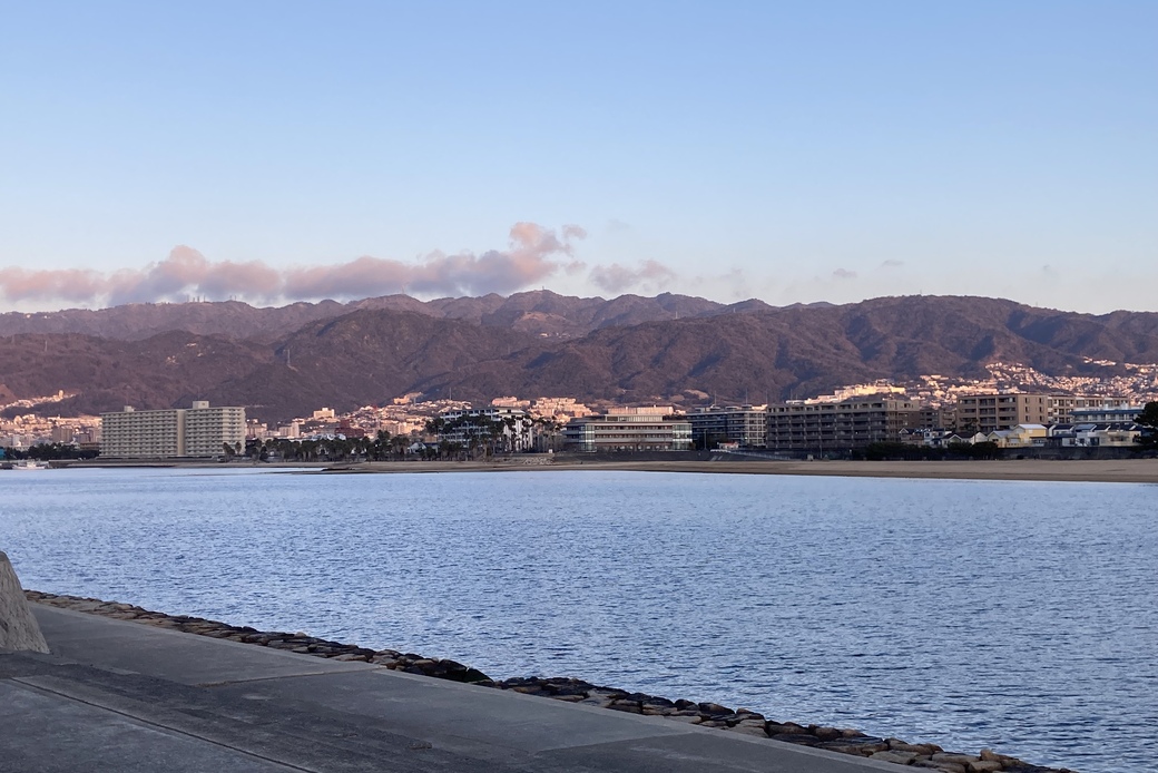 朝の六甲 アイキャッチ