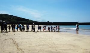 開運ゴミ拾いツアーチャリティ　地引網　片瀬江の島海 ... アイキャッチ
