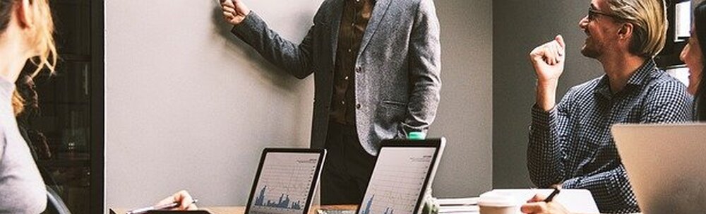 株式会社インテグラルベース カバー