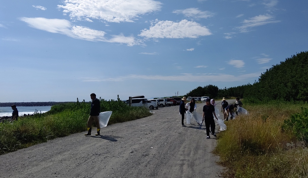 青森県ふるさとの水辺サポーター　三沢海岸清掃 アイキャッチ