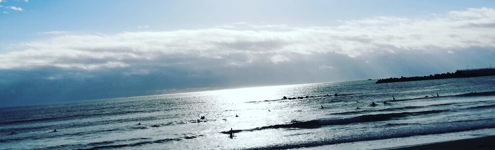 Kamogawa Woman's Surfing Club カバー