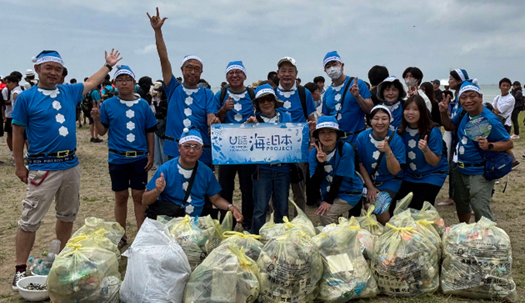 2025BLUE SANTAビーチクリーン活動（幕張） レポート