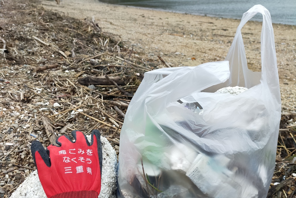 三重県答志島奈佐の浜海岸清掃 アイキャッチ