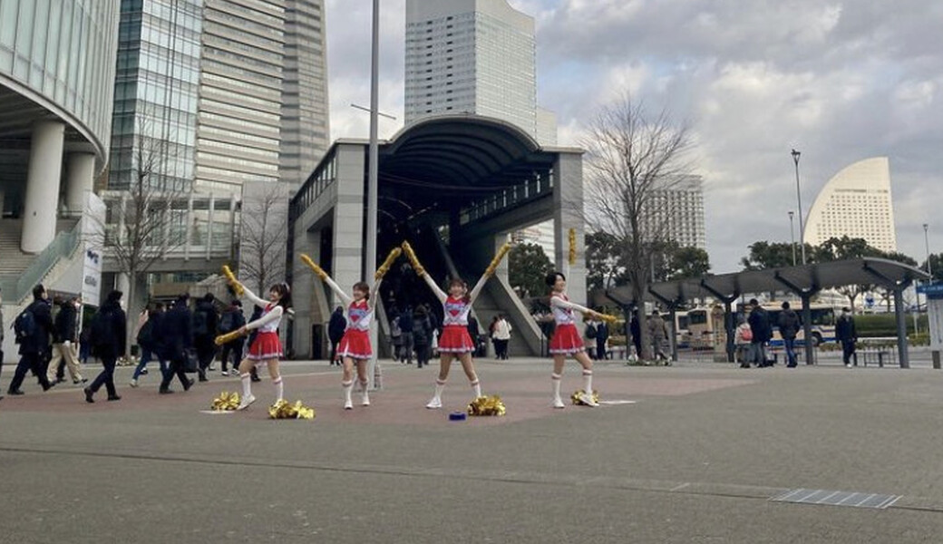 小田原駅東口でごみ拾い アイキャッチ
