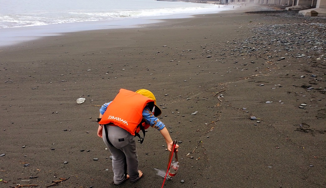 家族でビーチクリーン レポート