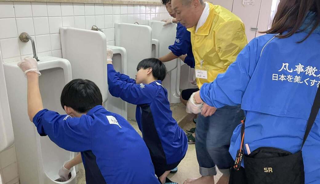 富田林市立金剛中学校トイレ掃除 レポート