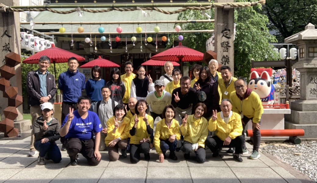 お初天神商店街街灯清掃 レポート