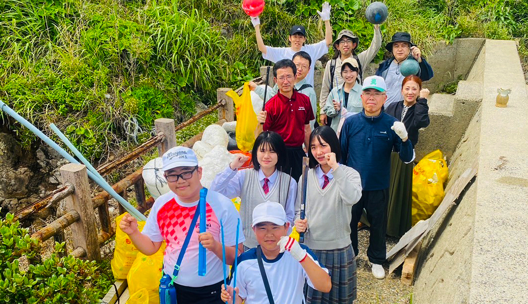 加唐小中学校生徒による海岸漂着物(プラスチックごみ) の回収・調査 レポート