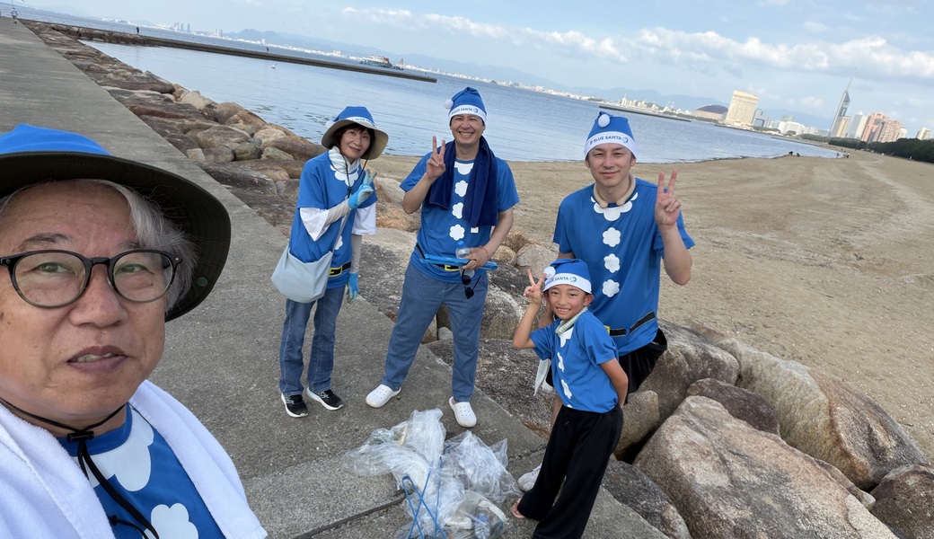 ブルーサンタごみ拾いat福岡市愛宕浜海岸 レポート