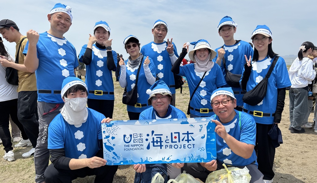 2026 BLUE SANTAビーチクリーン活動（幕張） レポート