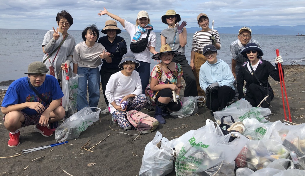 世界を笑顔にしよう。ゴミ拾いは幸せ拾い　WORLD CLENUP DAY!台風の影響で前日19日土曜日に変更 レポート