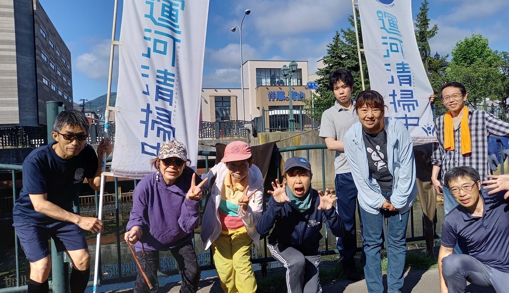 「 BLUE SANTA 2025」in小樽運河 アイキャッチ